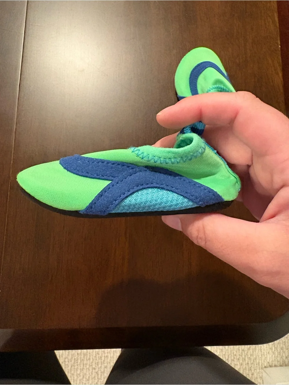 Green & Blue Kids Water Shoes by Robeez 3 aqua swim